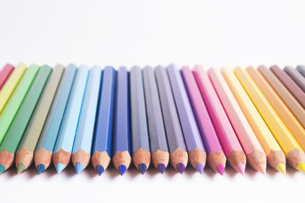 22 sets de lápices de colores para crear - Materiales de arte tradicional